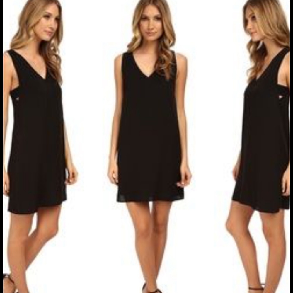 Perfect theory silk shift dress. Perfect for summer!